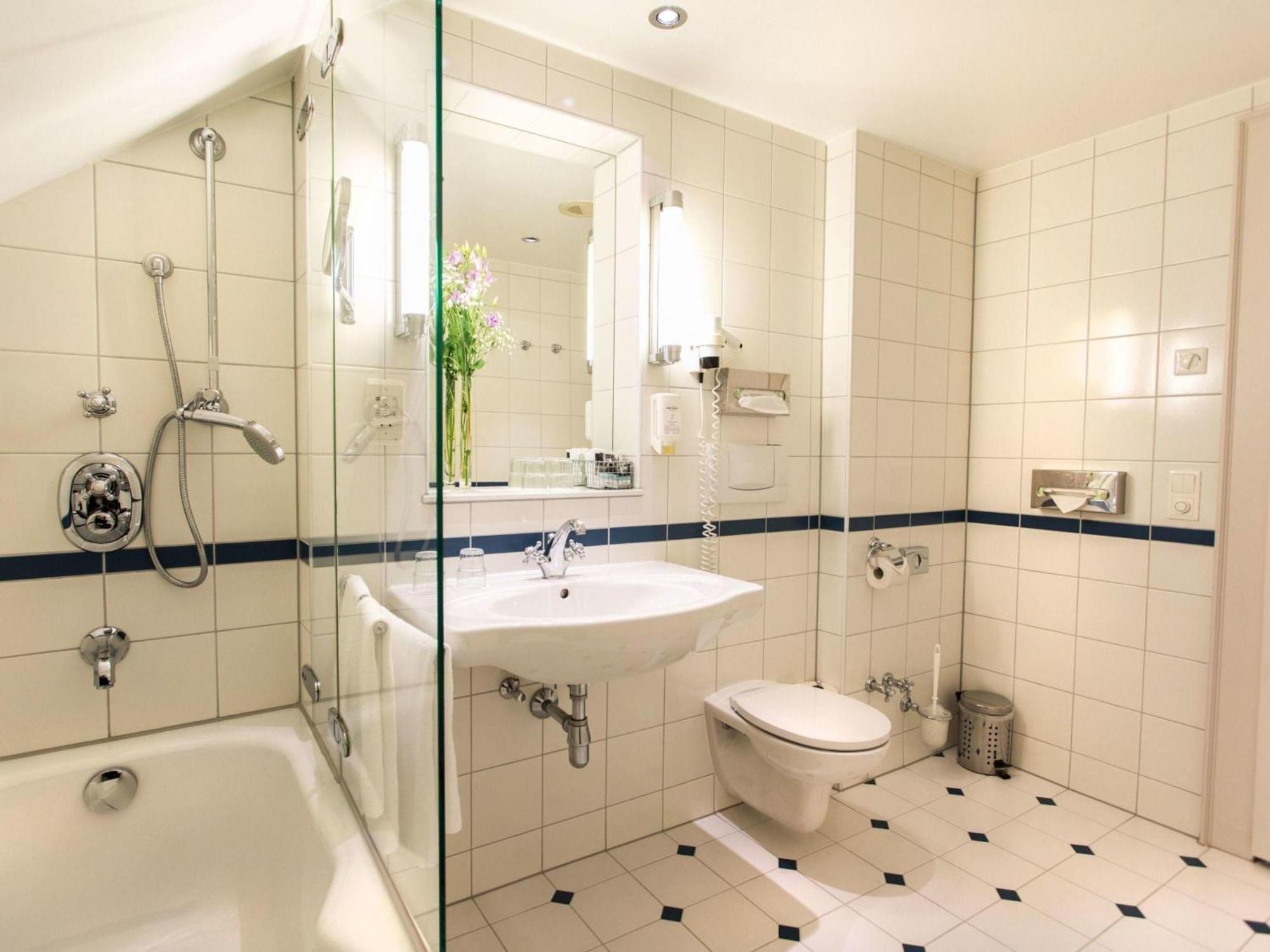 Classic Single Room