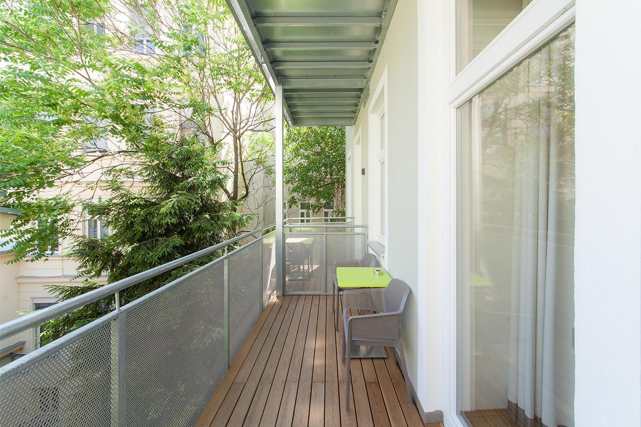 Apartment Garden View