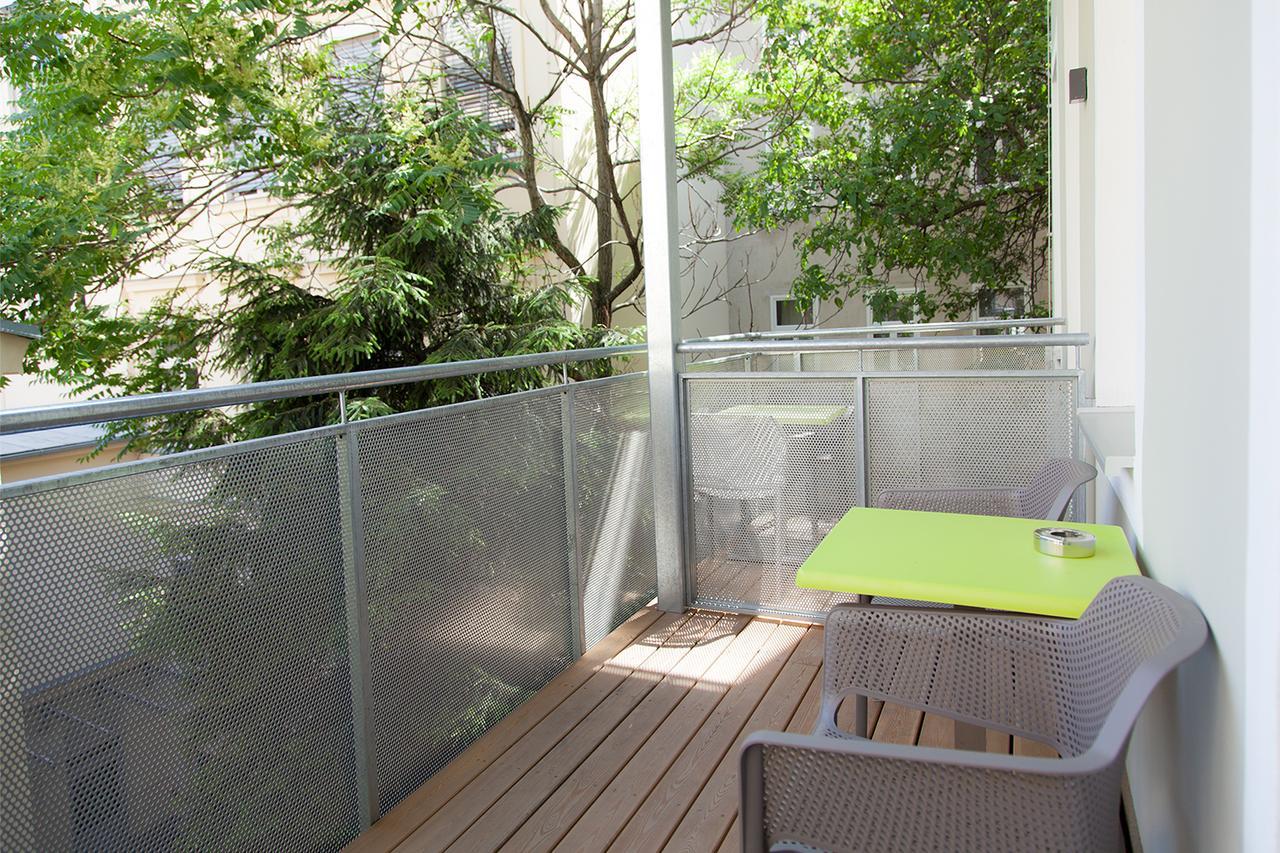 Apartment Garden View