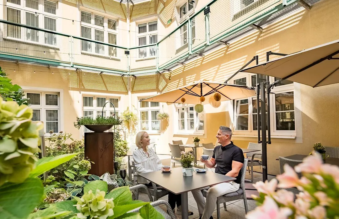 Hotel Josefshof Am Rathaus-1