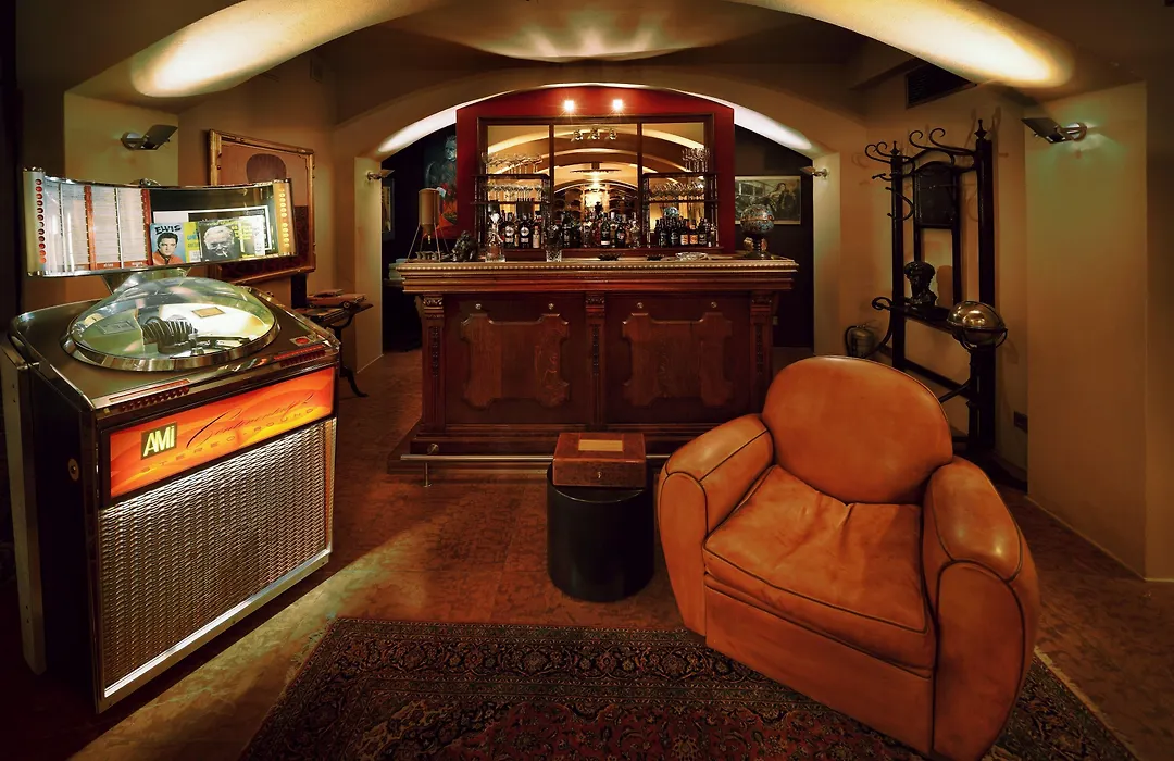 House Of Time - Fancy Suites-1
