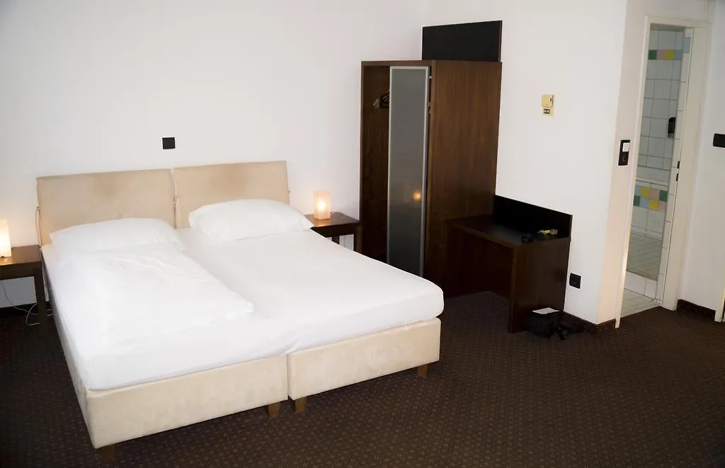 Hotel Hillinger-1