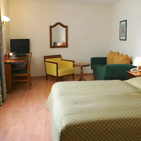 Caratart Hotel Bombolo Wien-3